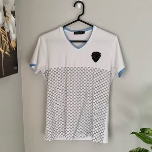 Gucci T-shirt, Size Small